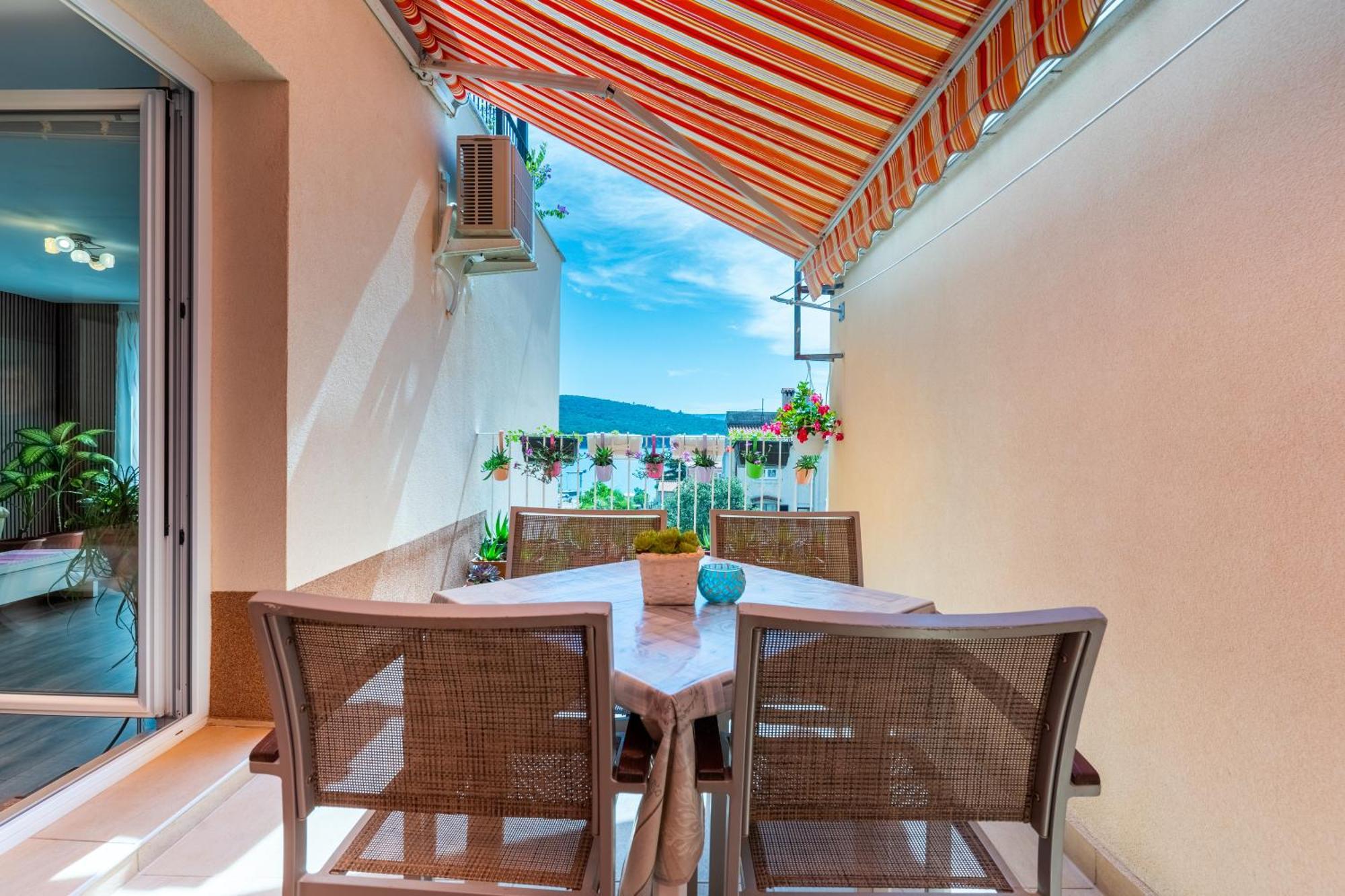 Apartman Laura Cres Exteriér fotografie